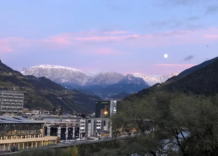 - Voll Ausgestattet, Optimale Lage